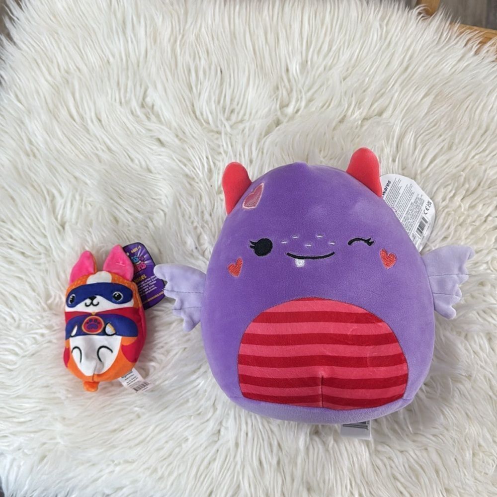 SQUISHMALLOWS NWT 